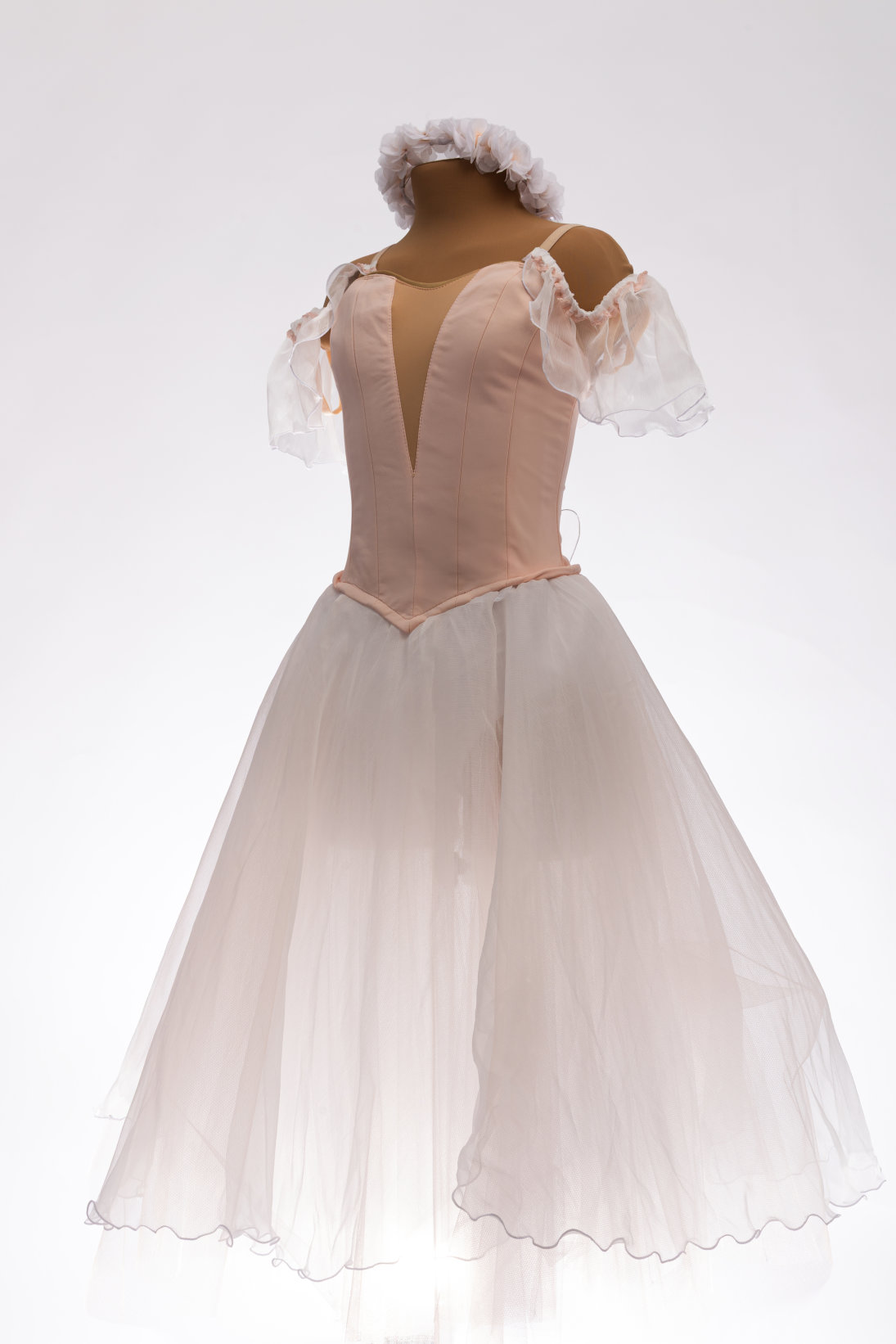 Whisper of the Sylph’s Wings for height 132–152 cm
